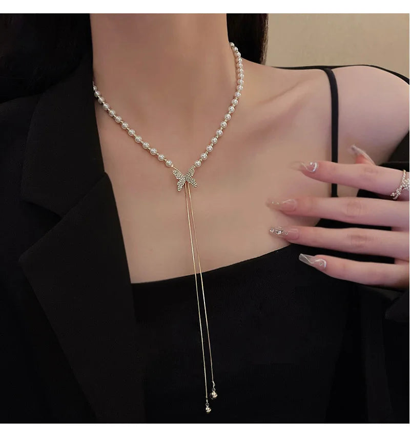 Butterfly Pearls Rhinestone Necklace